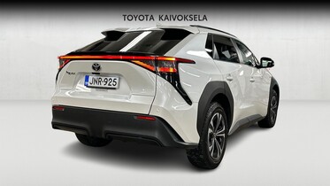 Toyota bZ4X vaihtoauto