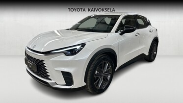 Lexus LBX vaihtoauto