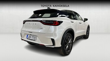 Lexus LBX vaihtoauto