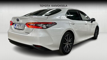 Toyota Camry vaihtoauto