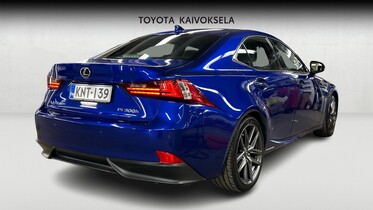 Lexus IS vaihtoauto
