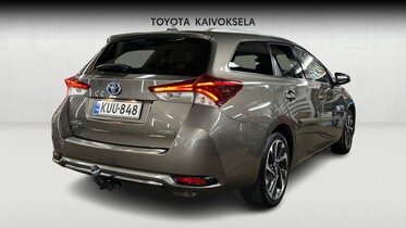 Toyota Auris vaihtoauto