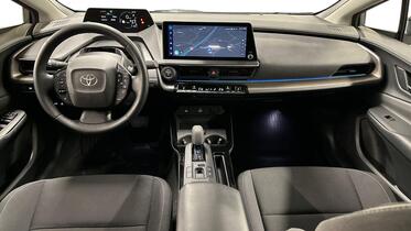 Toyota Prius Plug-in vaihtoauto