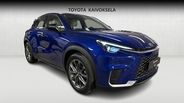 Lexus LBX vaihtoauto