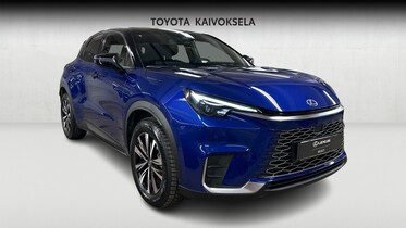 Lexus LBX vaihtoauto