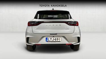 Lexus LBX vaihtoauto