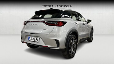 Lexus LBX vaihtoauto