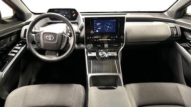 Toyota bZ4X vaihtoauto