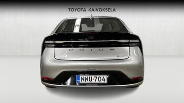 Toyota Prius Plug-in vaihtoauto