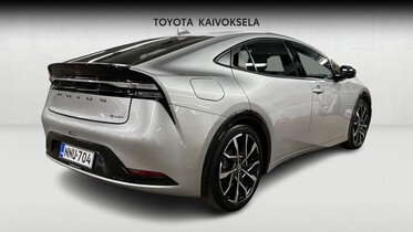 Toyota Prius Plug-in vaihtoauto