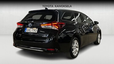 Toyota Auris vaihtoauto