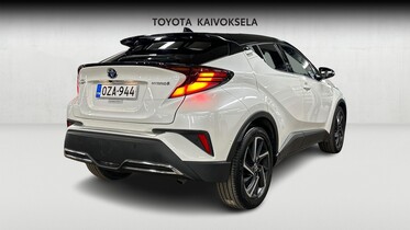 Toyota C-HR vaihtoauto