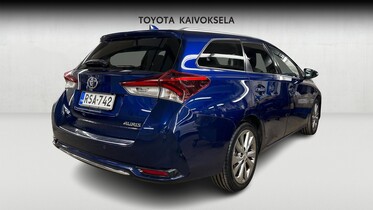 Toyota Auris vaihtoauto