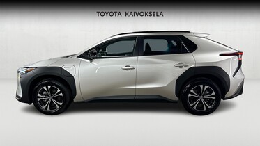 Toyota bZ4X vaihtoauto