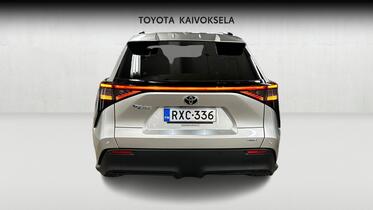 Toyota bZ4X vaihtoauto