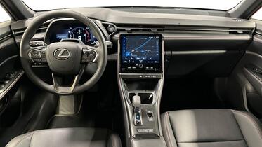 Lexus LBX vaihtoauto