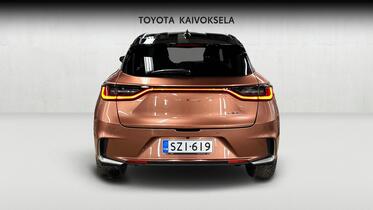 Lexus LBX vaihtoauto