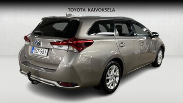 Toyota Auris vaihtoauto