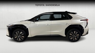 Toyota bZ4X vaihtoauto