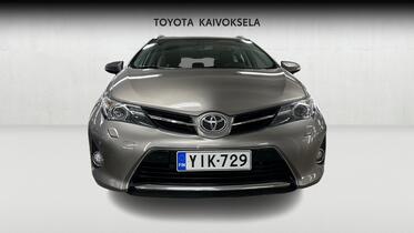 Toyota Auris vaihtoauto