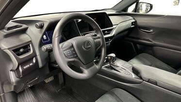 Lexus UX vaihtoauto