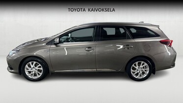 Toyota Auris vaihtoauto