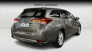 Toyota Auris vaihtoauto