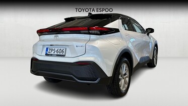 Toyota C-HR vaihtoauto