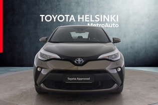 Toyota C-HR vaihtoauto