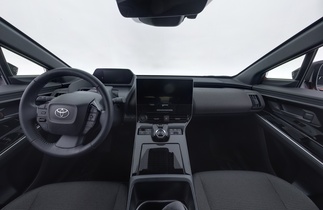 Toyota bZ4X vaihtoauto