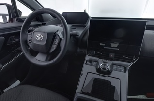 Toyota bZ4X vaihtoauto