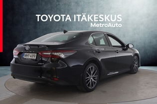 Toyota Camry vaihtoauto