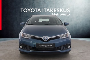 Toyota Auris vaihtoauto