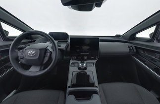 Toyota bZ4X vaihtoauto