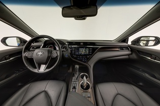 Toyota Camry vaihtoauto