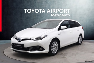 Toyota Auris vaihtoauto