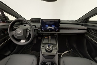 Toyota bZ4X vaihtoauto