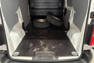 Opel Vivaro vaihtoauto