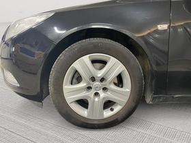 Opel Insignia vaihtoauto