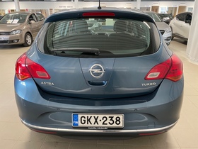 Opel Astra vaihtoauto