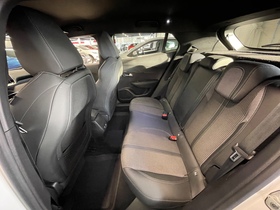 Peugeot e-2008 vaihtoauto