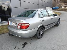 Nissan Almera vaihtoauto