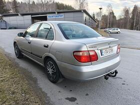 Nissan Almera vaihtoauto