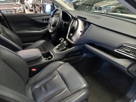 Subaru Outback vaihtoauto