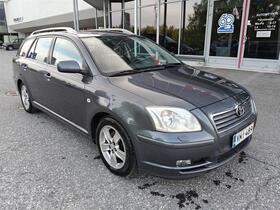 Toyota Avensis vaihtoauto
