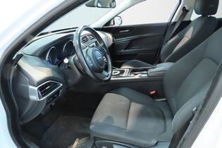 Jaguar XE vaihtoauto