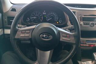 Subaru Legacy vaihtoauto