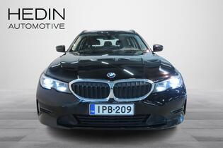 BMW 320 vaihtoauto