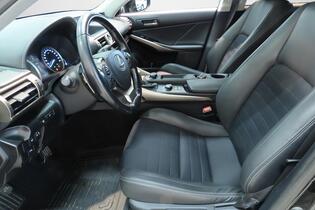 Lexus IS vaihtoauto