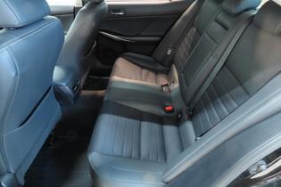 Lexus IS vaihtoauto